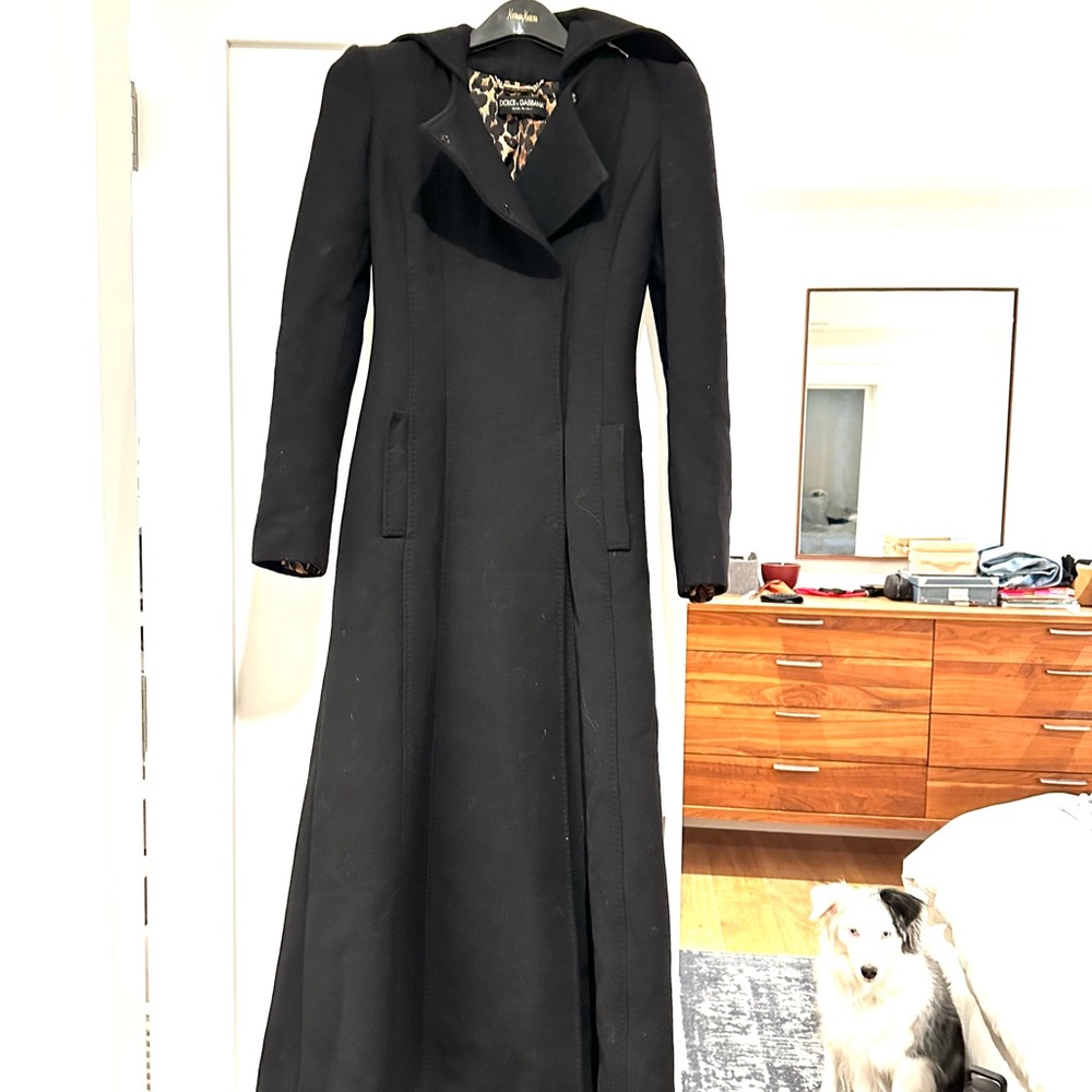 Vintage Dolce & Gabbana long black coat sz 40 EUC